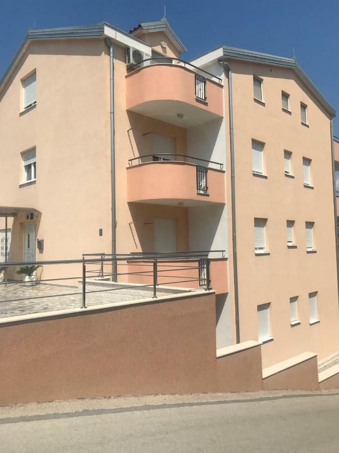 Apartments Villa Zica トロギール エクステリア 写真